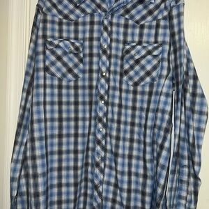 Wrangler Pearl Snap Button Down Shirt